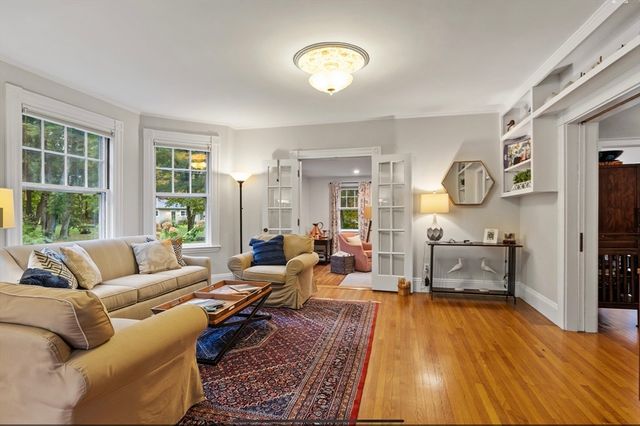 45 Walnut Rd., Hamilton, MA 01982