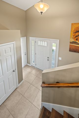 6211 N Clark Street, Davenport, IA 52806