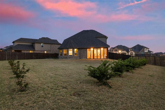 1002 Lakebend Court, Lewisville, TX 75010