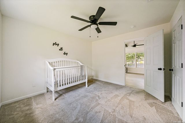 333 S Mesquite, New Braunfels, TX 78130