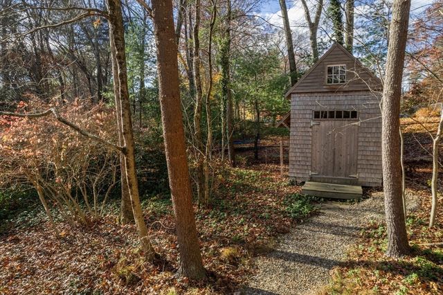 14 Tanbark Rd, Sudbury, MA 01776