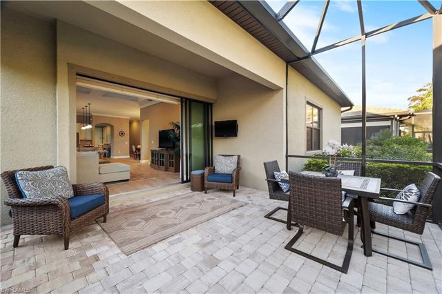 9418 Greyhawk TRL, Naples, FL 34120