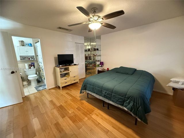 103 Tweedbrook Lane 101, Hollywood, FL 33021