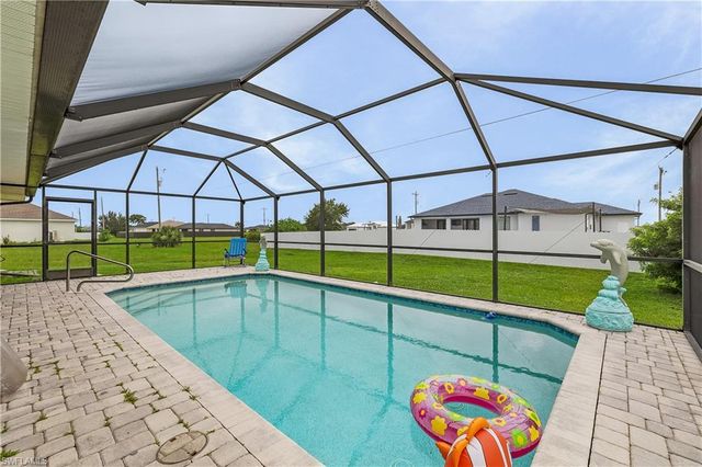 1106 7th PL, Cape Coral, FL 33993