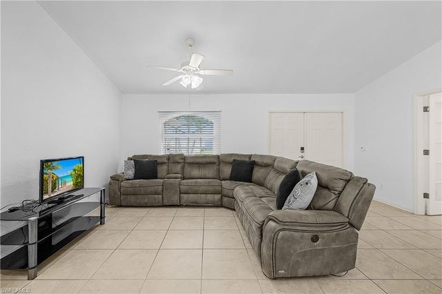 1106 7th PL, Cape Coral, FL 33993