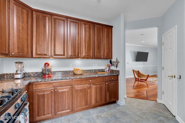 540 Cranbury Road 329, East Brunswick, NJ 08816
