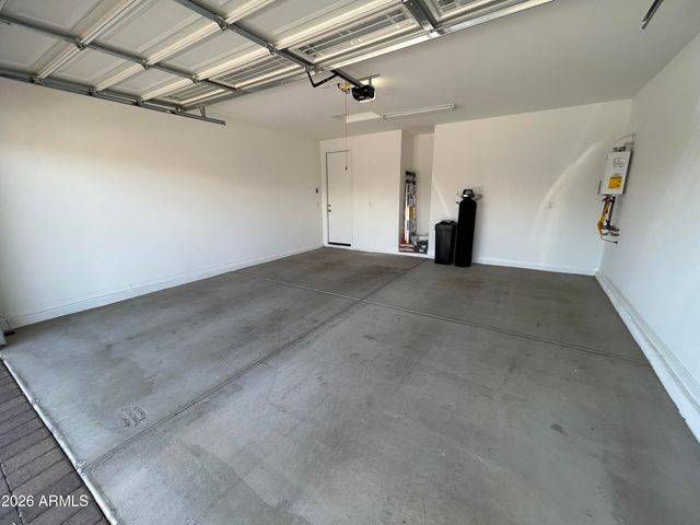 20268 W MONTECITO Avenue, Litchfield Park, AZ 85340