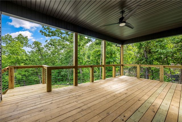9 Leland Lane, Bella Vista, AR 72715