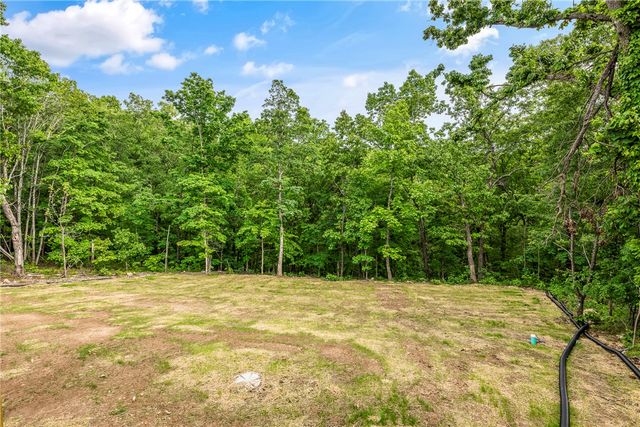 9 Leland Lane, Bella Vista, AR 72715