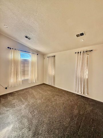 9923 Lone Mountain Avenue SW, Albuquerque, NM 87121