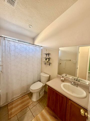 9923 Lone Mountain Avenue SW, Albuquerque, NM 87121