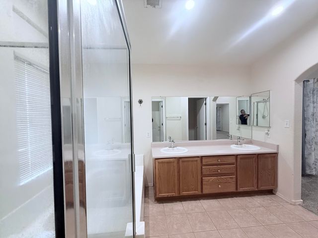 9923 Lone Mountain Avenue SW, Albuquerque, NM 87121