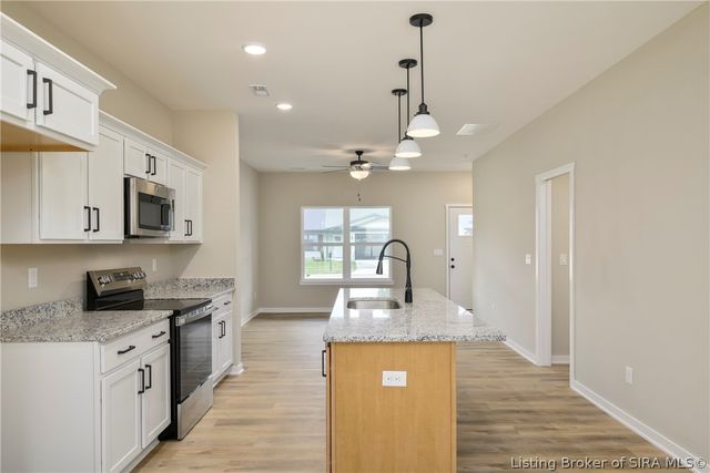 5702 Harmony Woods 1021, Memphis, IN 47143