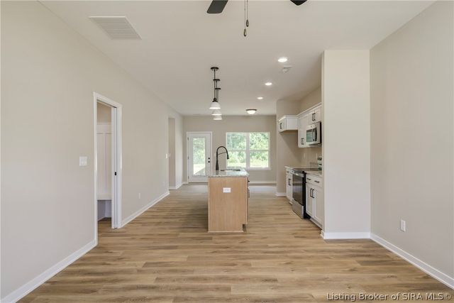 5702 Harmony Woods 1021, Memphis, IN 47143