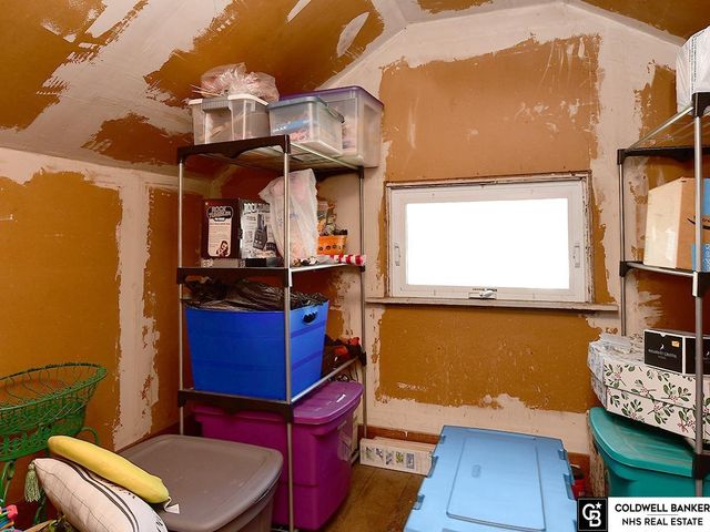 4220 Mason Street, Omaha, NE 68105
