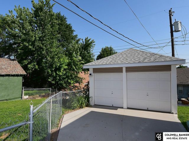4220 Mason Street, Omaha, NE 68105