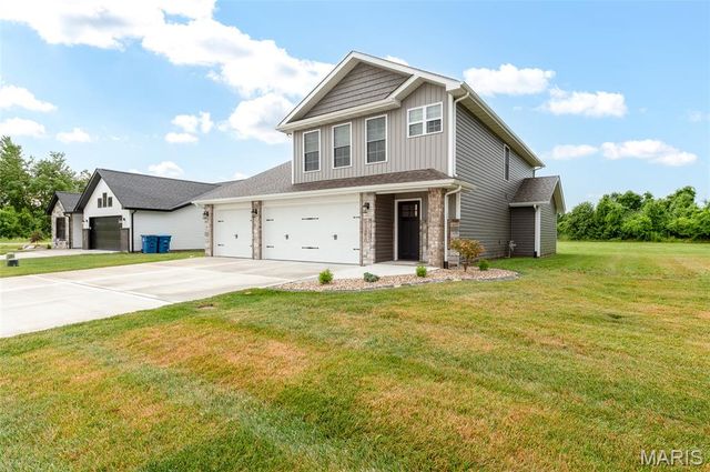 3605 Justine Drive, Pontoon Beach, IL 62040