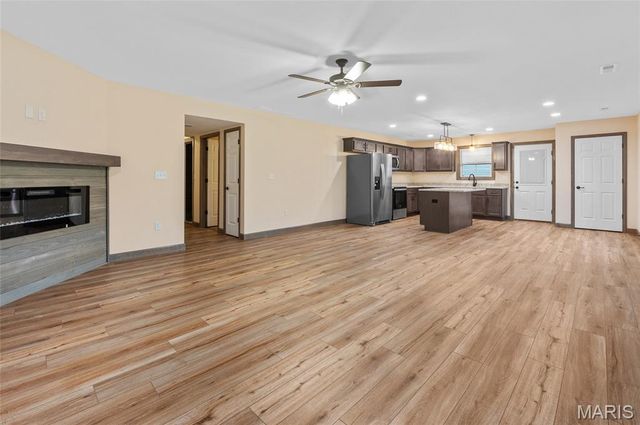 3605 Justine Drive, Pontoon Beach, IL 62040