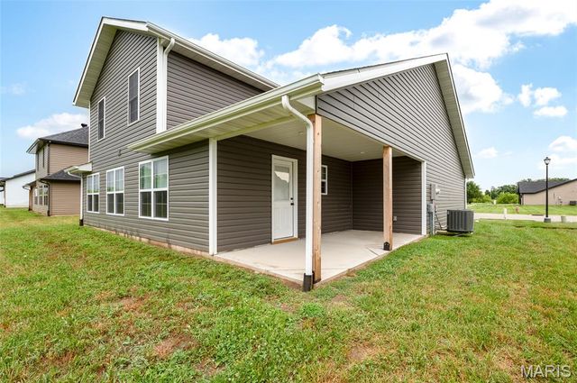 3605 Justine Drive, Pontoon Beach, IL 62040