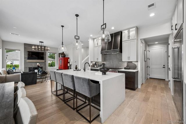 888 S Valentia Street 104, Denver, CO 80247