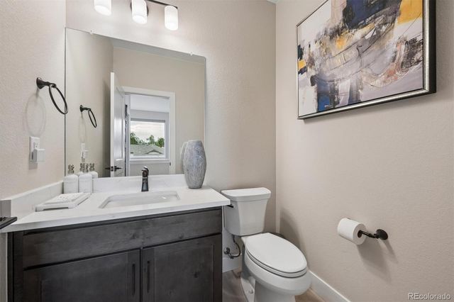 888 S Valentia Street 104, Denver, CO 80247