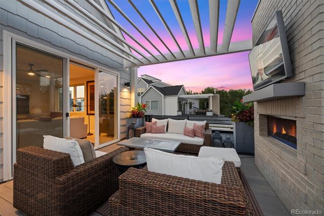 888 S Valentia Street 104, Denver, CO 80247
