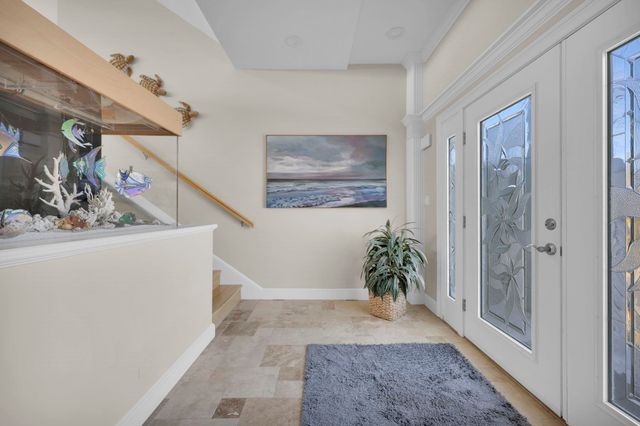 311 Porpoise Point Dr, St Augustine, FL 32084