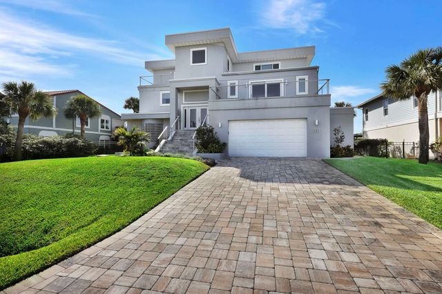 311 Porpoise Point Dr, St Augustine, FL 32084