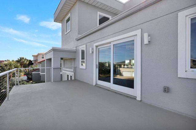 311 Porpoise Point Dr, St Augustine, FL 32084