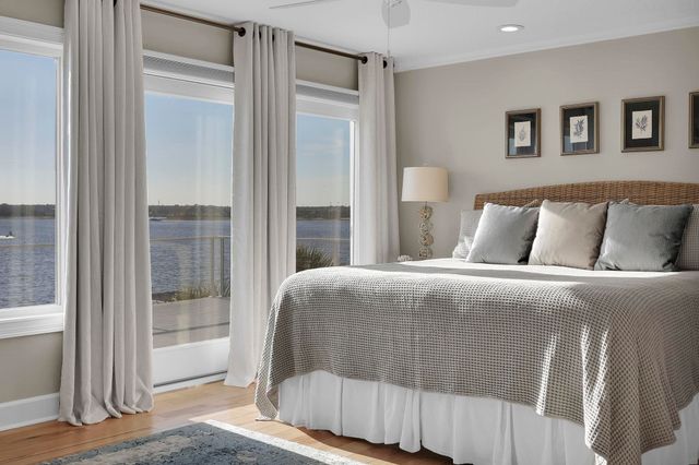 311 Porpoise Point Dr, St Augustine, FL 32084