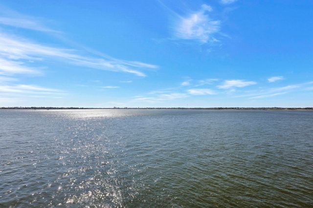 311 Porpoise Point Dr, St Augustine, FL 32084