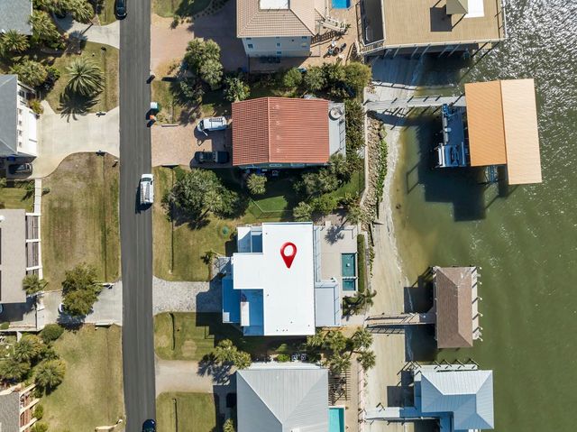 311 Porpoise Point Dr, St Augustine, FL 32084