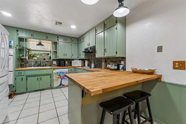 14016 W Andrew Lane, Newalla, OK 74857
