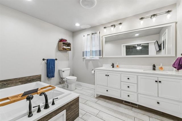 14016 W Andrew Lane, Newalla, OK 74857