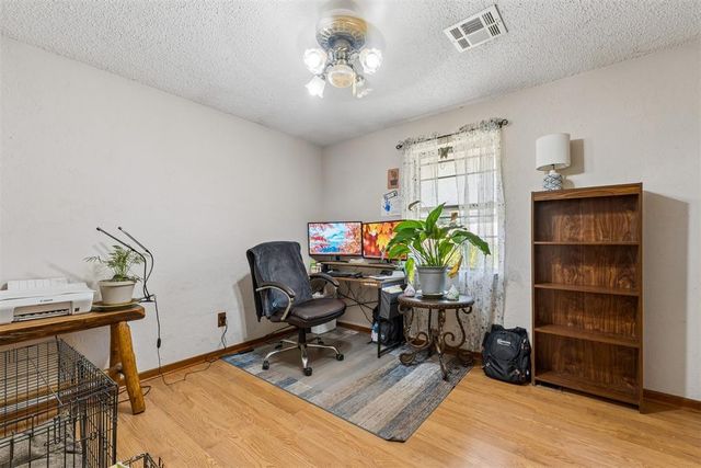 14016 W Andrew Lane, Newalla, OK 74857