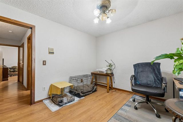 14016 W Andrew Lane, Newalla, OK 74857