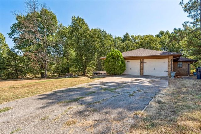 14016 W Andrew Lane, Newalla, OK 74857