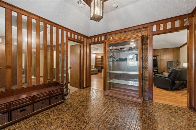 14016 W Andrew Lane, Newalla, OK 74857