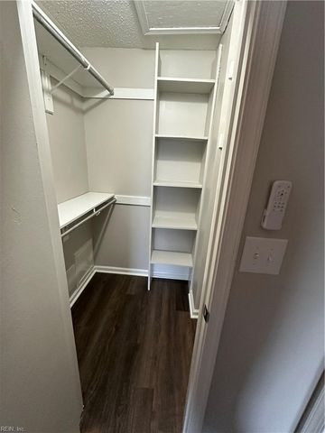 234 Ferdinand CIR, Virginia Beach, VA 23462