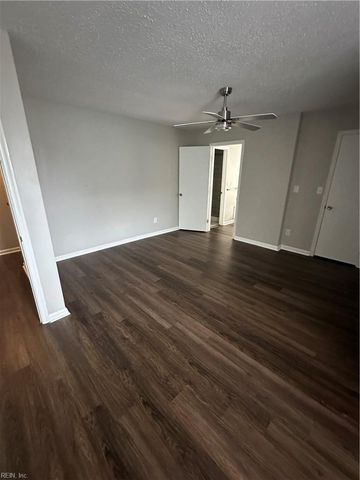 234 Ferdinand CIR, Virginia Beach, VA 23462