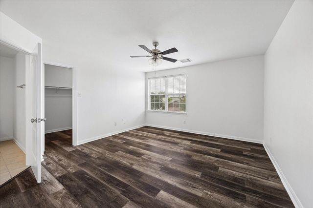 11226 Hall Ridge Court, Houston, TX 77075