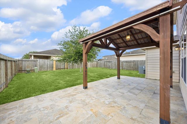 11226 Hall Ridge Court, Houston, TX 77075