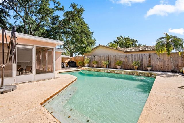 8763 MATTHEW STREET, Seminole, FL 33772