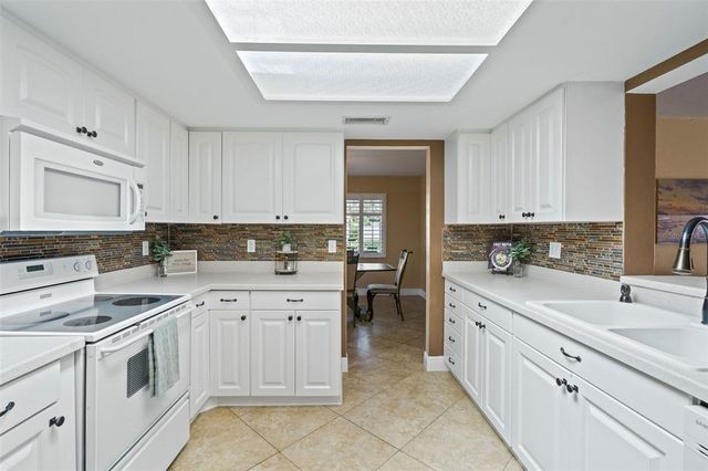 8763 MATTHEW STREET, Seminole, FL 33772