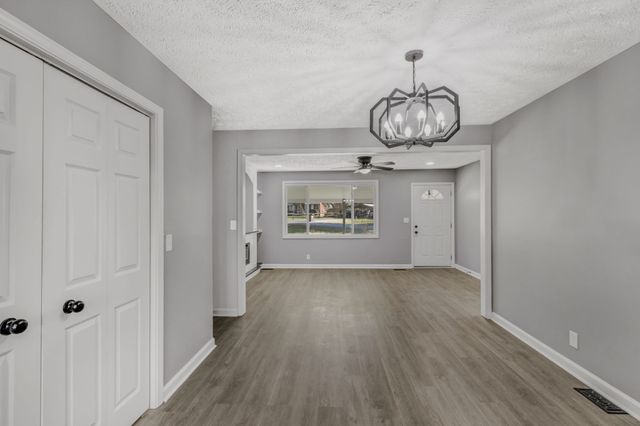 620 Thrush Pl, Murfreesboro, TN 37130