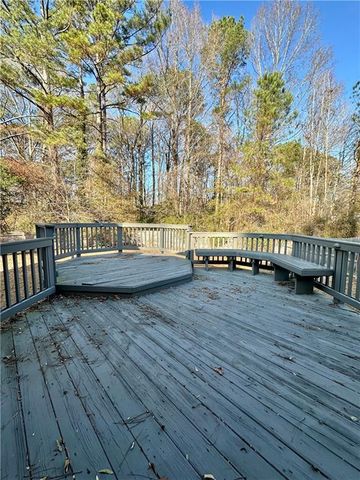 7413 Penland Drive, Riverdale, GA 30296