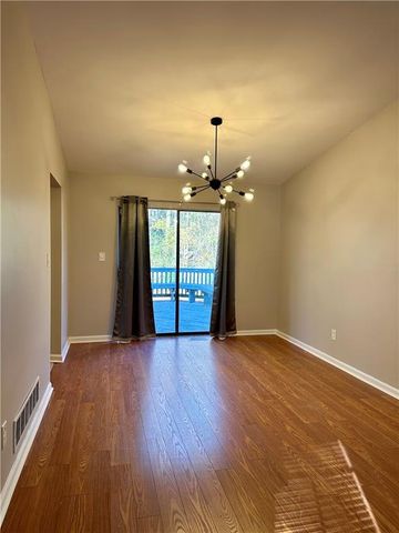 7413 Penland Drive, Riverdale, GA 30296