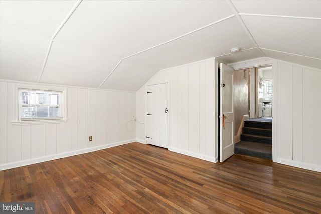 16 STATION RD, Cranbury, NJ 08512
