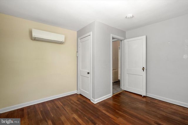 16 STATION RD, Cranbury, NJ 08512