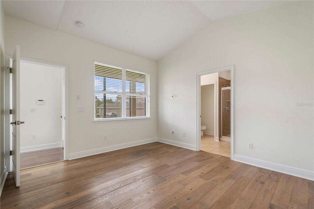 Image 13 of property listing at 7560 BENTONSHIRE AVENUE, Windermere, FL 34786